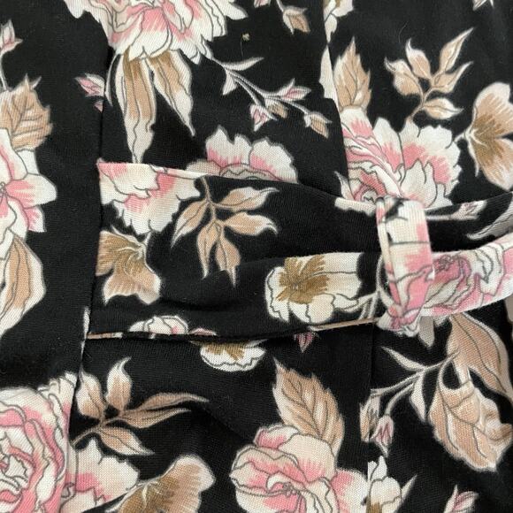 Rene Rofe Sleepwear Short Knit Robe & Gown Set Size M Black & Pink Floral Ruffle - Picture 6 of 10